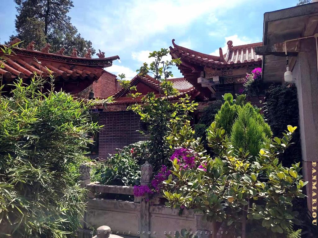 KUNMING - Temple YUANTONG - 38.jpg